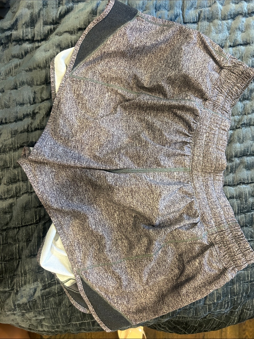 lululemon athletica Heather grey 4 inch hotty hot shorts